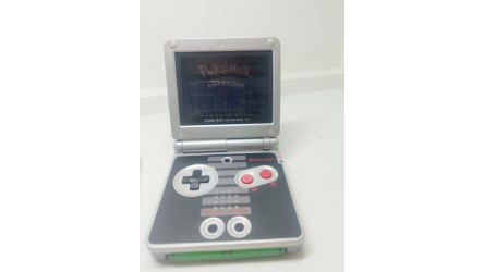 Game Boy Advance SP NES CLASSIC Edition Complète en boite